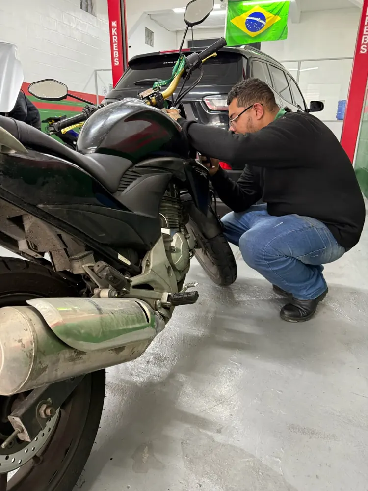 Vistoria de motocicleta
